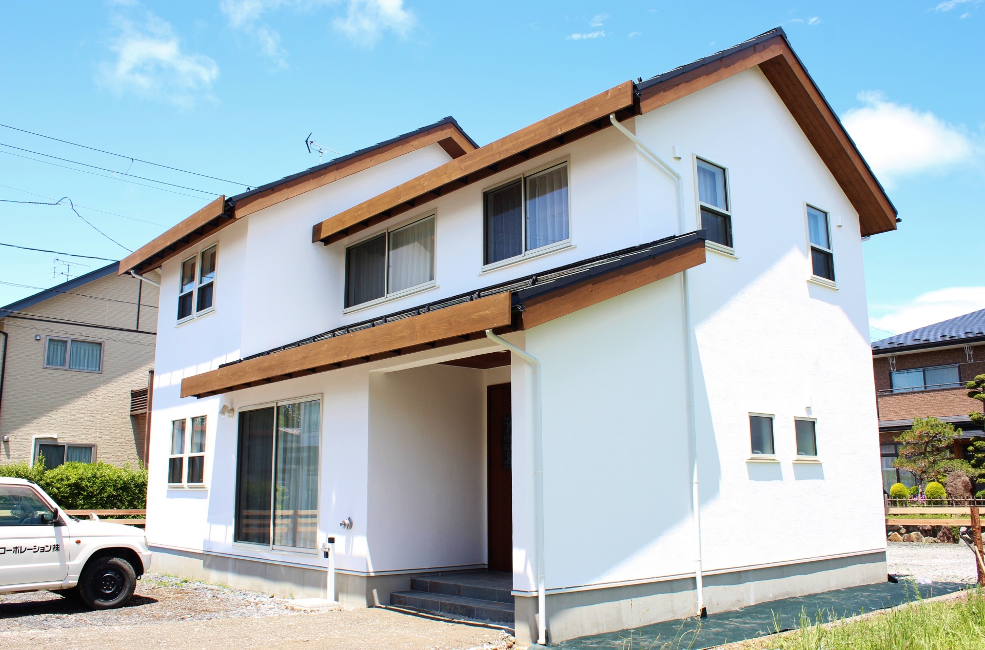 暮らしやすさやプライベートを意識した間取りに、家事動線が住みやすさを更にアップさせてくれるシンプルなお住まい。 画像