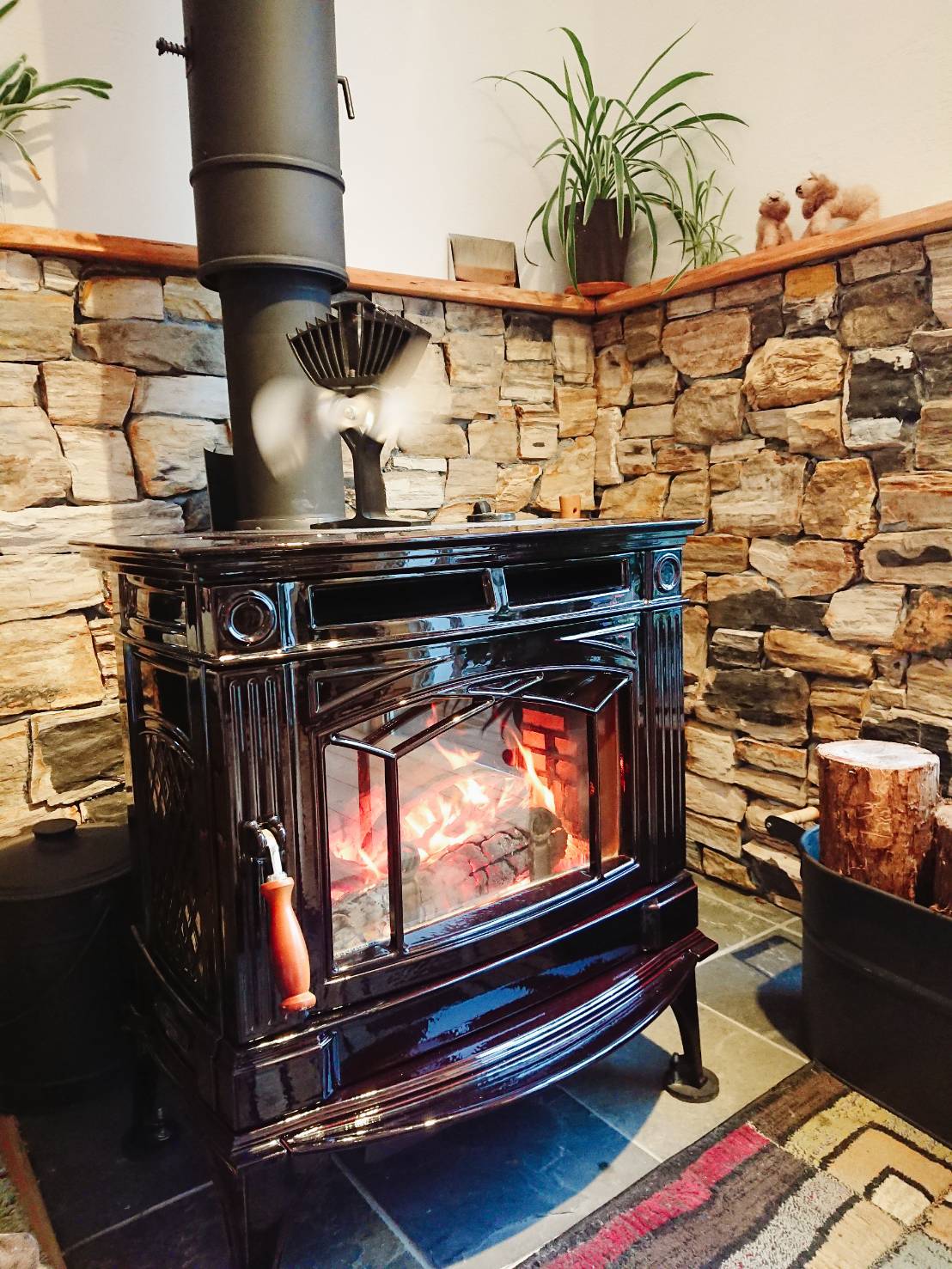 今年も薪ストーブの季節が来ました！ 画像