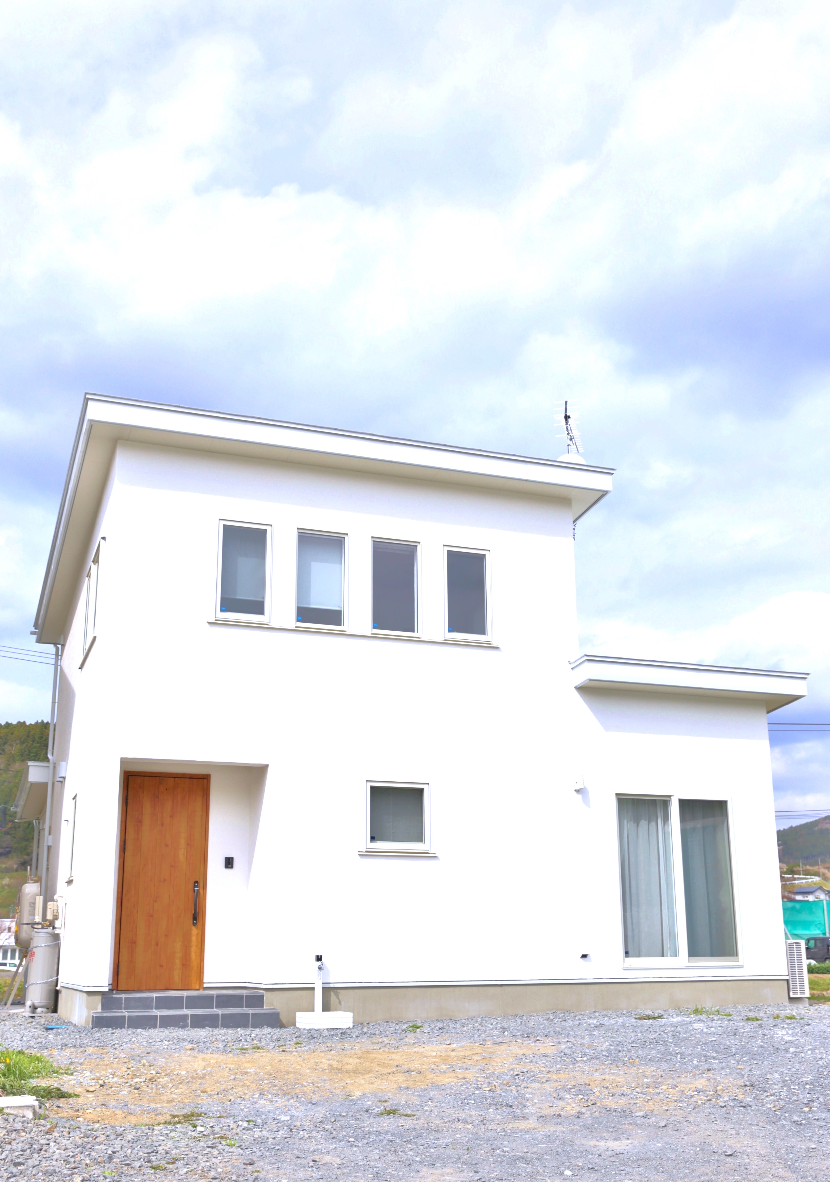 漆喰の壁との相性は抜群！！ 画像