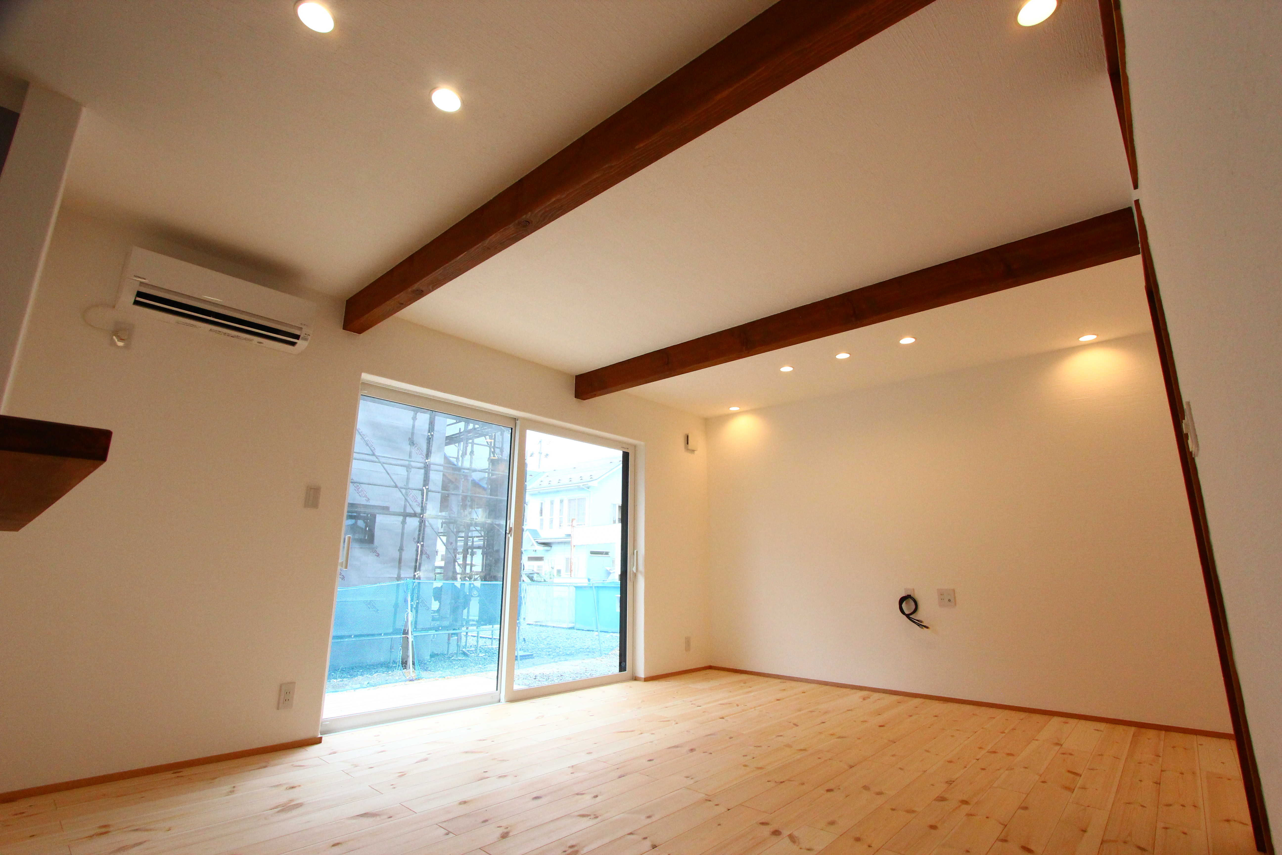 木の温もりに包まれたこだわりの家 画像