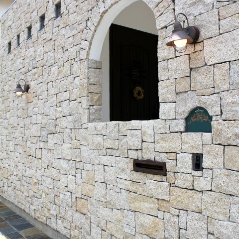 人気の天然石「錆バラ」 アイキャッチ画像