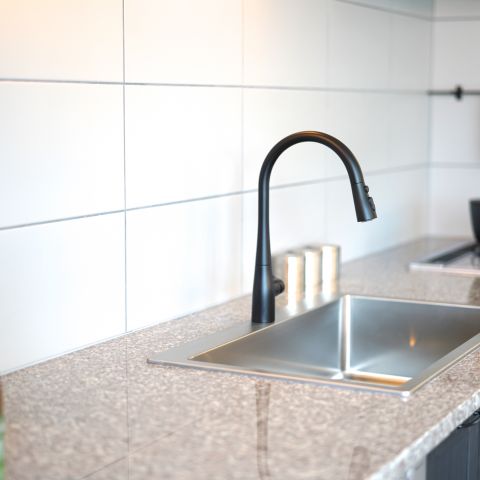 「天然石のワークトップって高いんですよね」 アイキャッチ画像