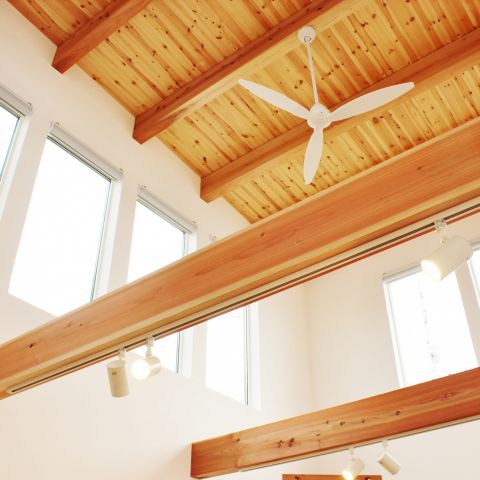 実際に寝室を漆喰にしたことで良い眠りが出来てとても快適とおっしゃっていただけました！ アイキャッチ画像