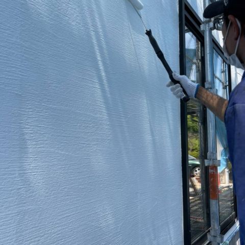 現場リポート⑥そとかべバリア塗ってます！！ アイキャッチ画像