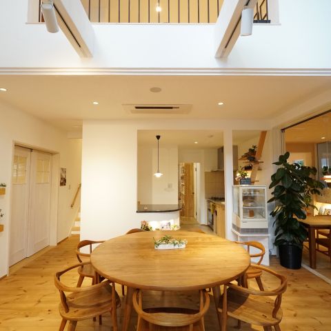 まるで森の中にいるような空間 アイキャッチ画像