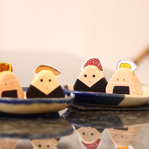 人気の天然石シリーズ　みかげ石　ブルーパール アイキャッチ画像