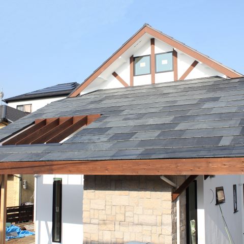 石の屋根って重いの？ アイキャッチ画像