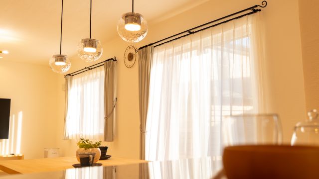 おこもりに最適なヌックとホテルライクな造作洗面台がある4LDKのお家 アイキャッチ画像